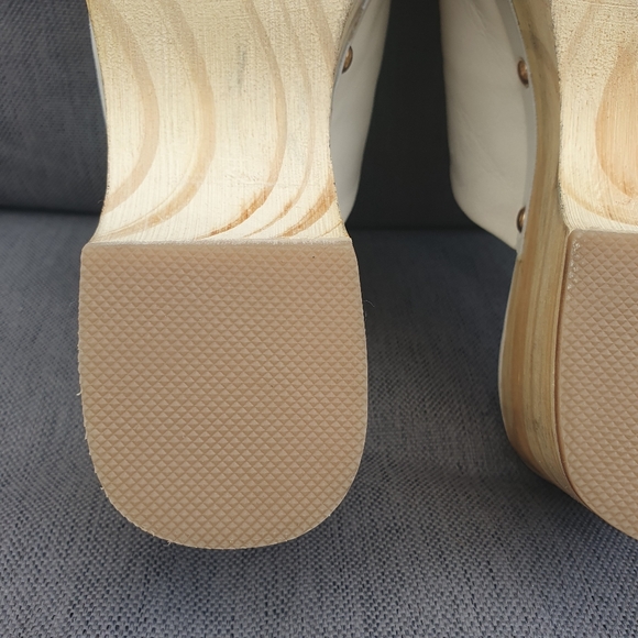 River Island Leather Studded Mules Clogs Cream Bnwot Uk5 Wooden. - Picture 10 of 13